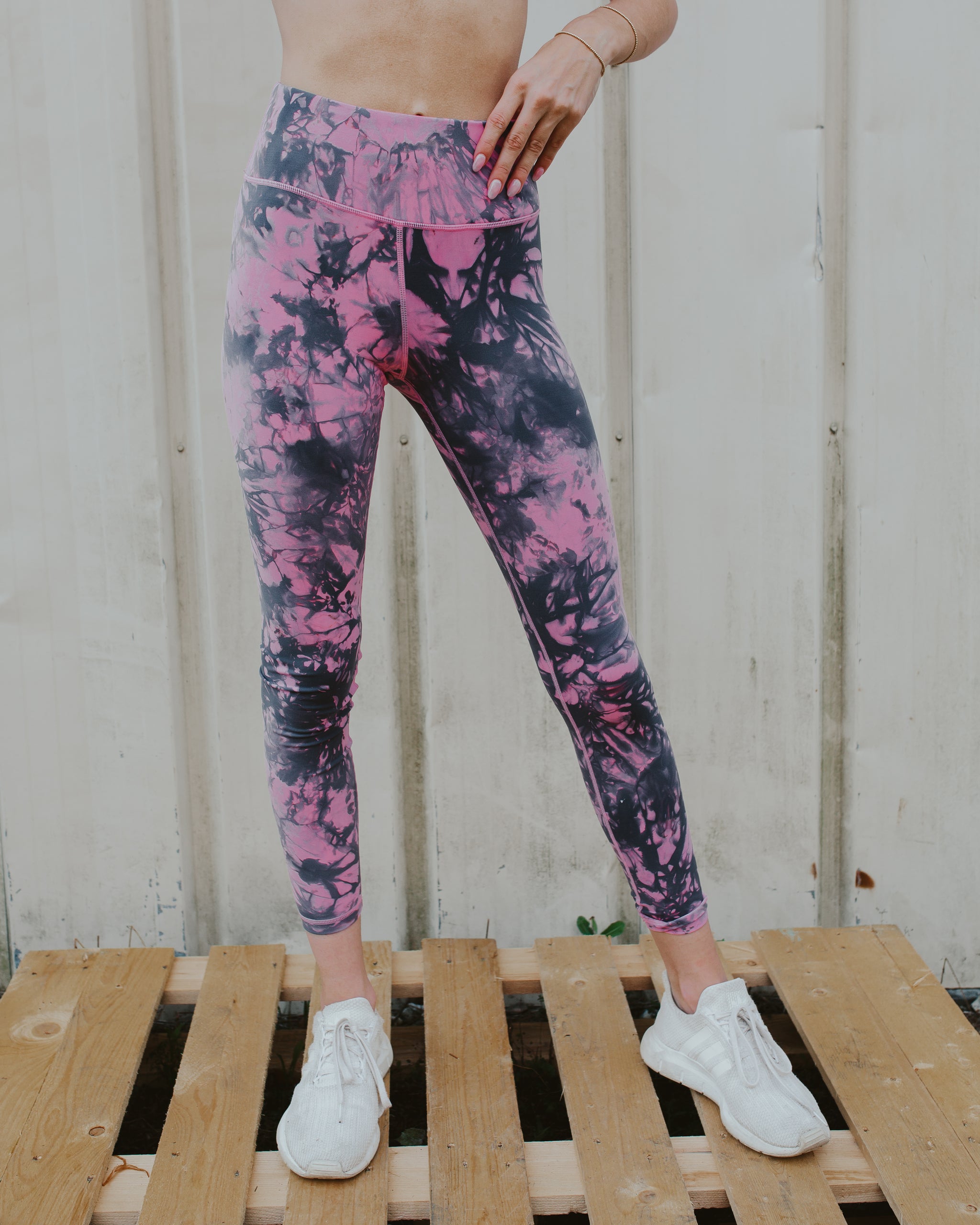 Pink Tie Dye Leggings – Clean Eatz Merch